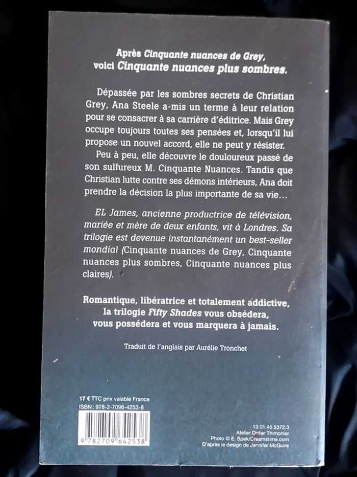 Livre Cinquante nuances plus sombres El James Excellent état - photo numéro 2