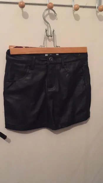 Jupe noir effet cuir