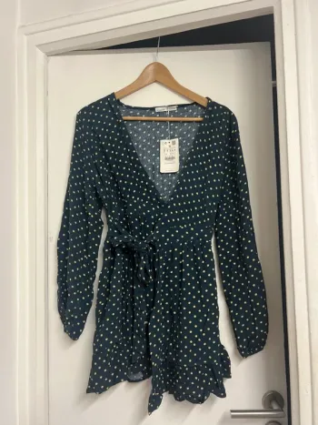 Sublime robe chic à pois portefeuille neuve - taille M