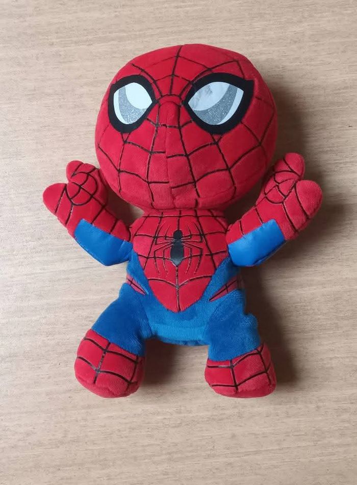 Peluche Spiderman