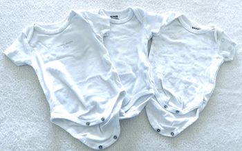 lot de 3 body blanc manches courtes « Kiabi » T3 mois