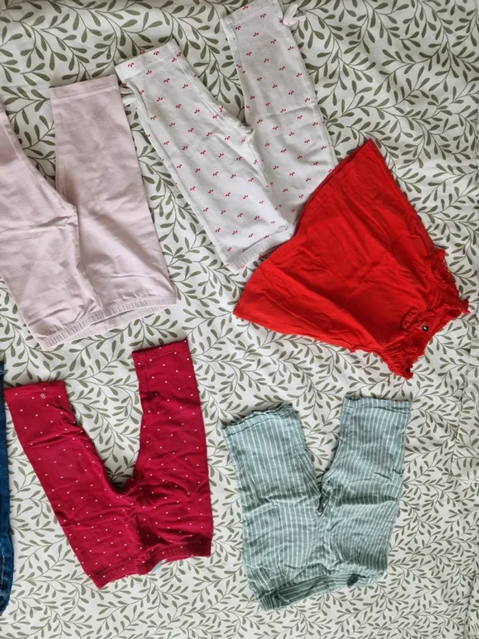 Lot vetements 18 mois fille - photo numéro 5