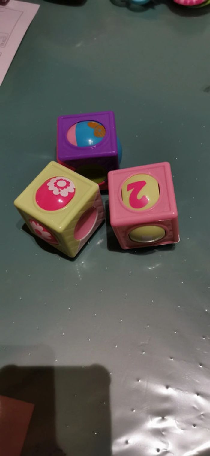 Cubes sensoriel bébé