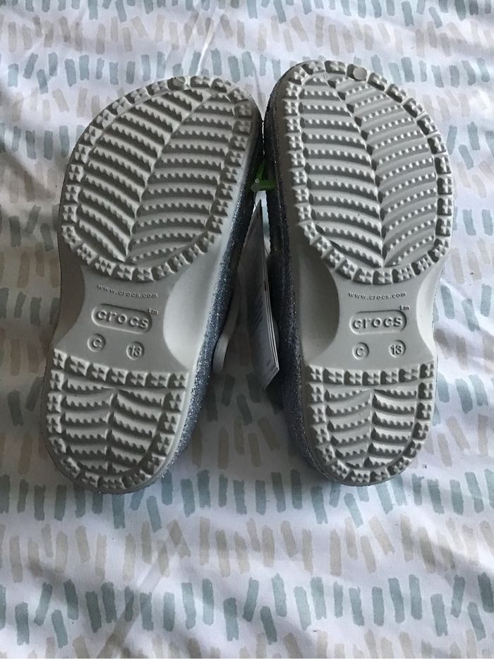 Sabots Crocs neufs paillettes argentées - photo numéro 5