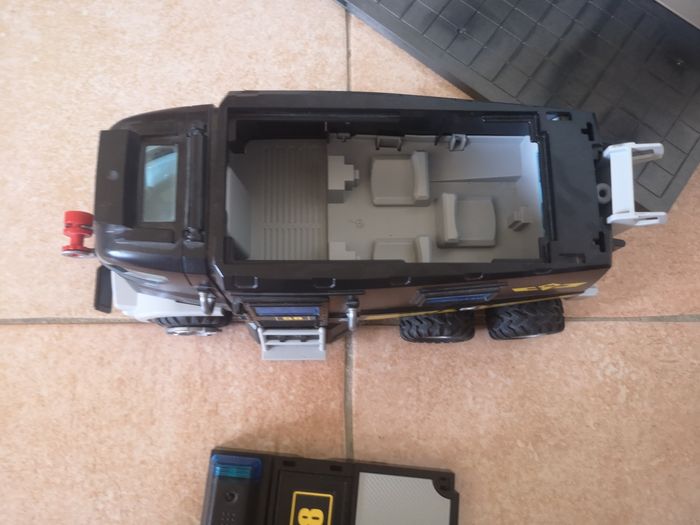 Lot de playmobil (petit commissariat, 2 vehicules + helicoptere - photo numéro 6