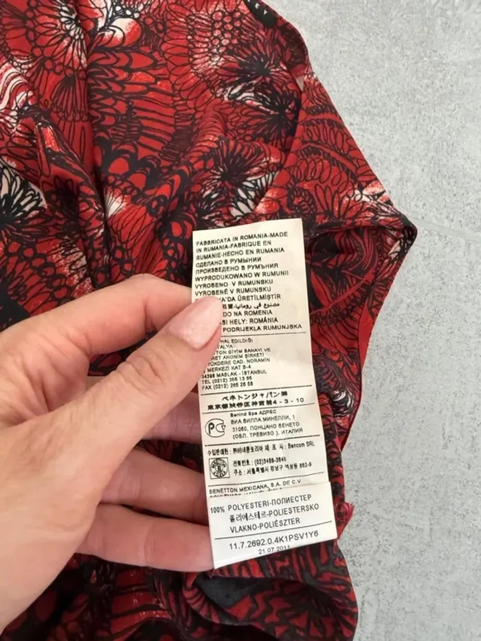 Robe d'été Sisley rouge taille S parfait état - photo numéro 7