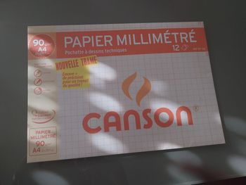 Pochette de 8 feuilles de papier millimétré A4
