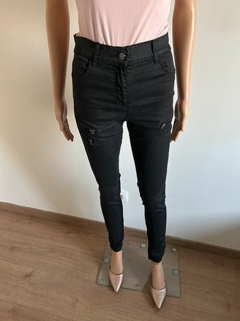 Jean noir avec zips Caroll taille 36 jamais porté