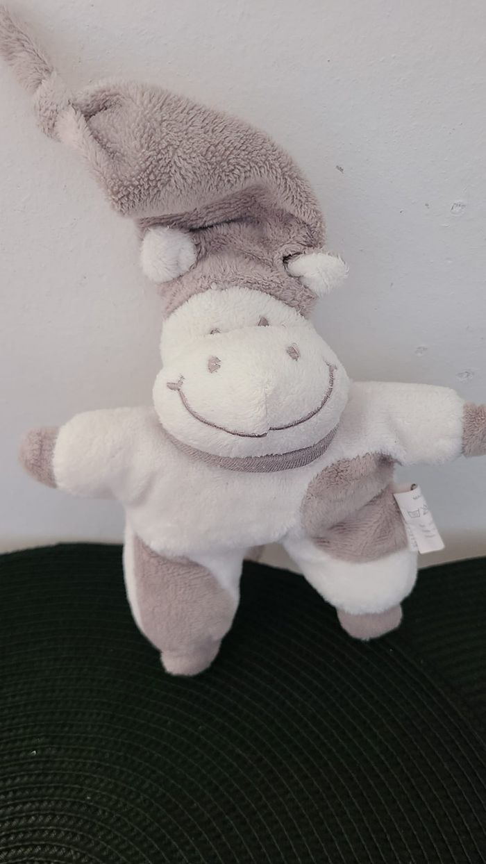 Doudou semi plat vache SYSTEME U gris blanc 19 cm