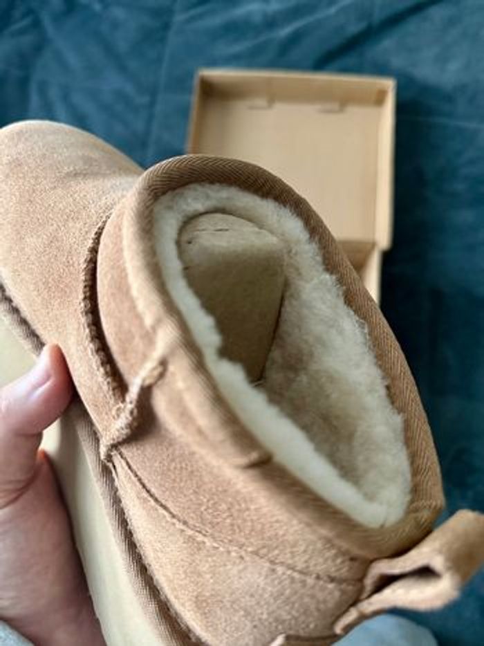 UGG Ultra Mini Platform – Chestnut – Taille 39 – 100% Authentiques - photo numéro 7