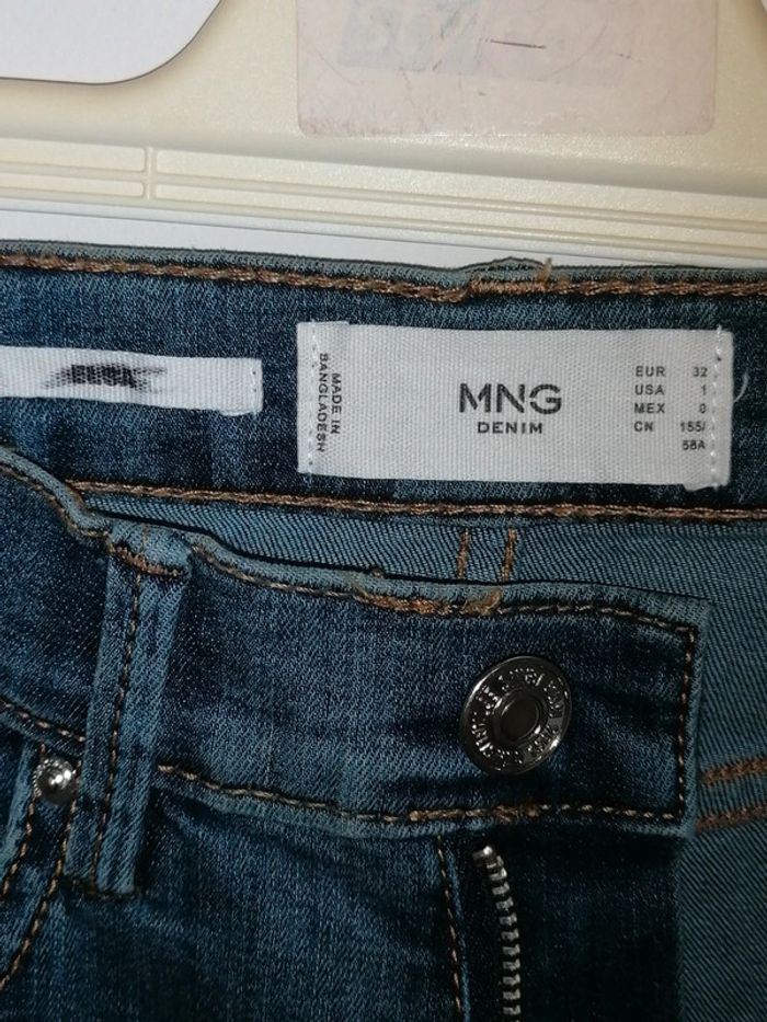 Jeans MNG taille haute Eur32 ou 158cm - photo numéro 4