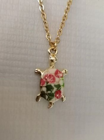 Collier et son pendentif tortue 🐢