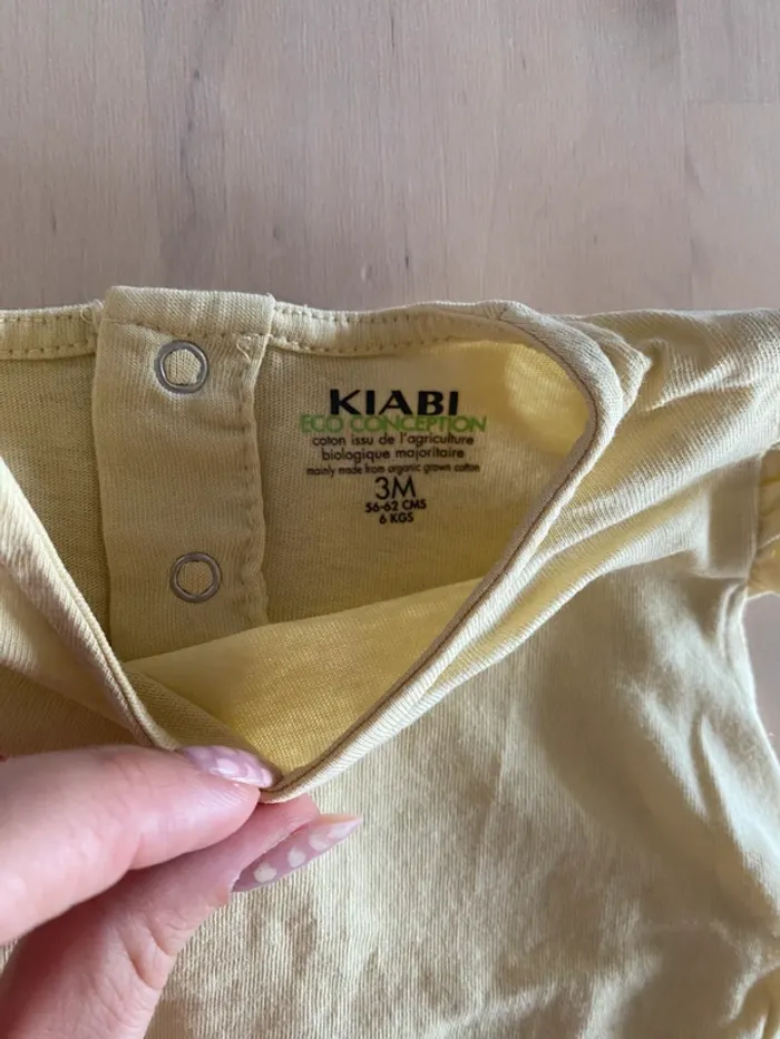 Lot 6 t-shirts - taille 3 mois - photo numéro 3