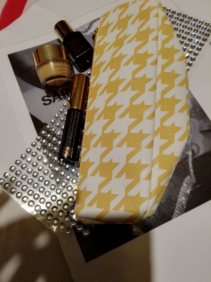 Trousse de maquillage Estée Lauder avec produits - photo numéro 2