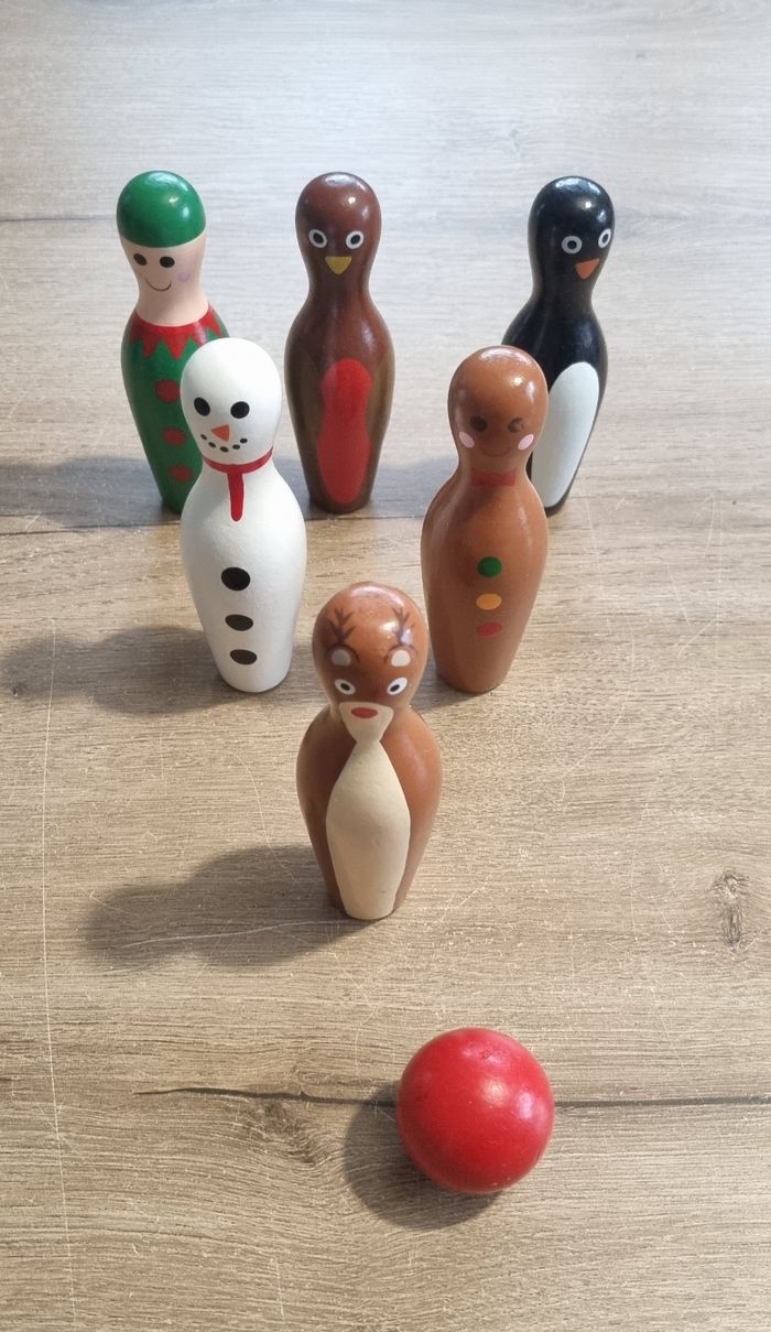 Jeu de mini quilles en bois de Noël - photo numéro 2