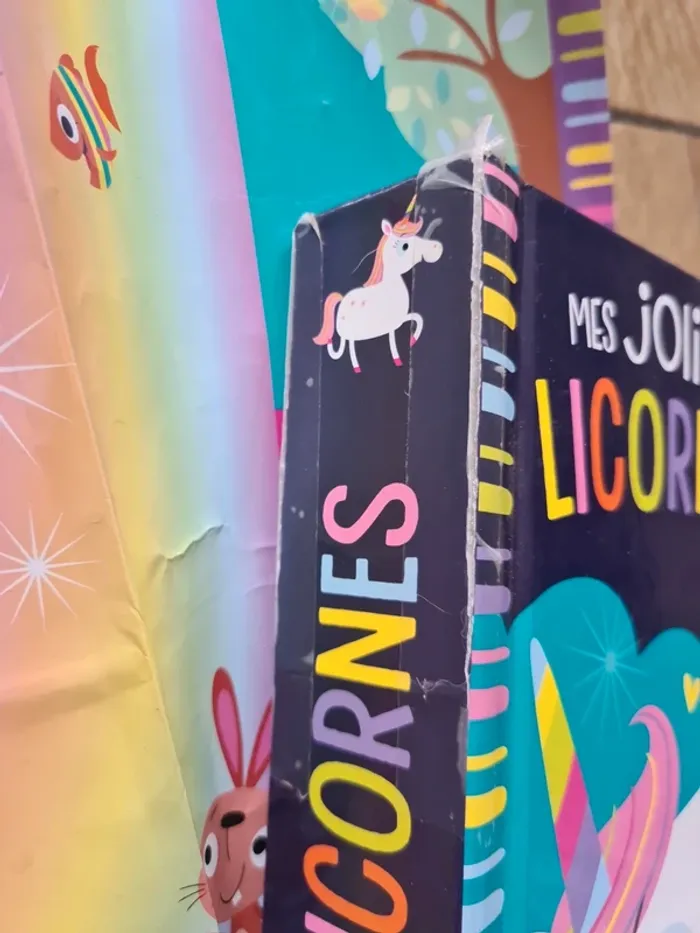 Livre mes jolies licornes - photo numéro 4