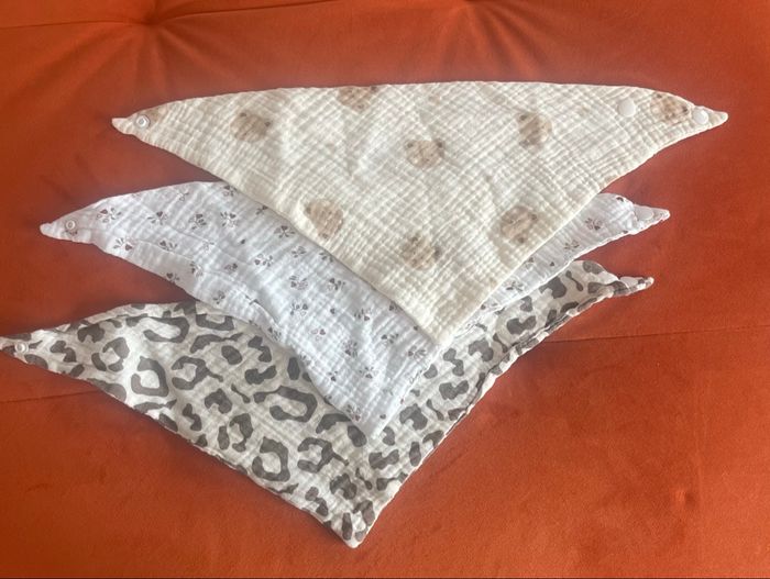 Lot de 3 bavoirs en coton