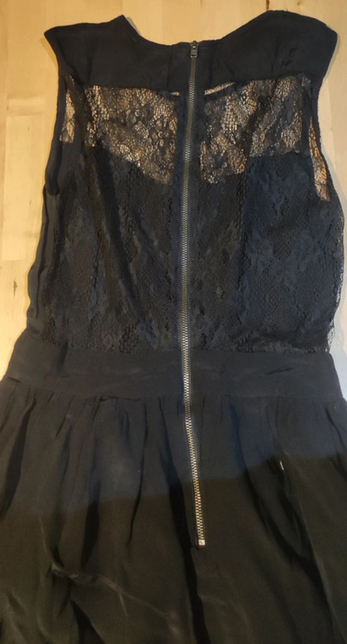 Petite robe noir dentelle - photo numéro 5