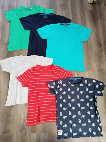 Lot 6 T shirts 12 ans