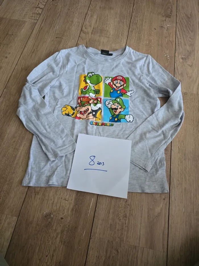 Tee shirt manches longues mario 8 ans