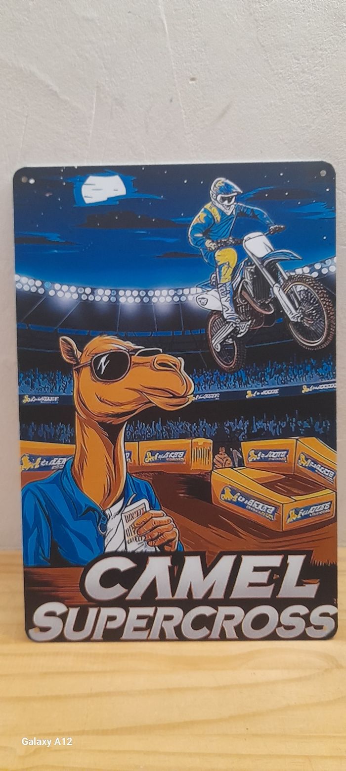 Plaque métallique camel