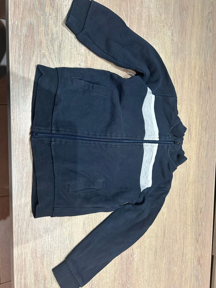 Veste bleu marine 5 ans