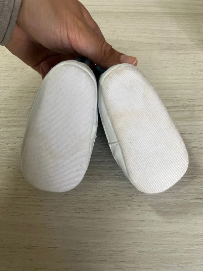 Lot 6 paires de chaussons bébé 0/6 mois - photo numéro 4