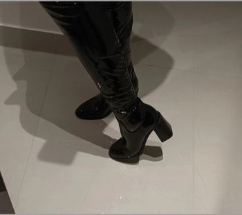 Magnifiques Bottes 38 noires neuve pour femme de la boutique souriante