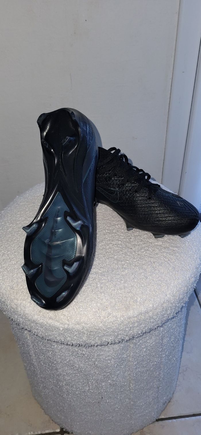 Chaussures de football - photo numéro 3