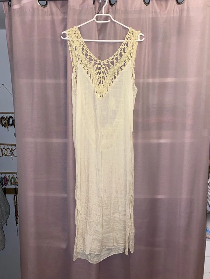 Robe de plage dos nu