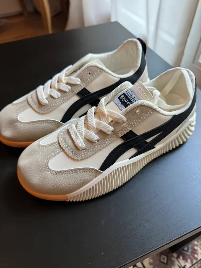 Baskets confortables pour femme taille 39 neuves Fashion Shoes
