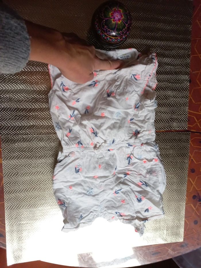 Très jolie combishort 23 mois - photo numéro 2