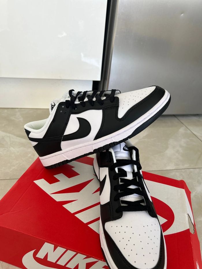 Baskets Nike dunk low panda - photo numéro 3