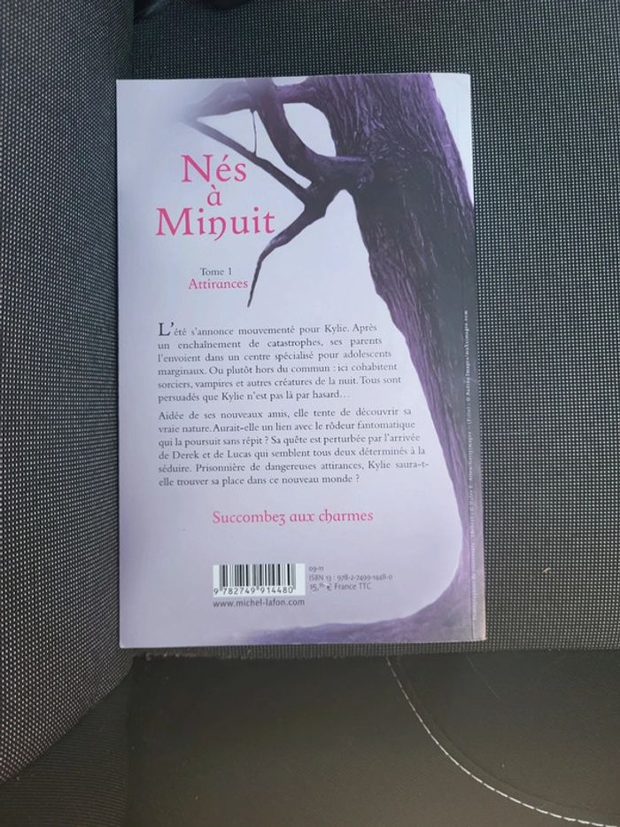 Livre - Nés à minuit - tome 1 - photo numéro 3