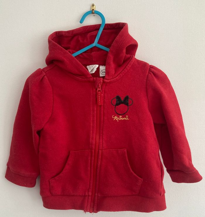 gilet à capuche zippée Minnie Disney taille 9/12 mois - photo numéro 1