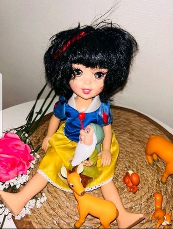 Poupee disney 
