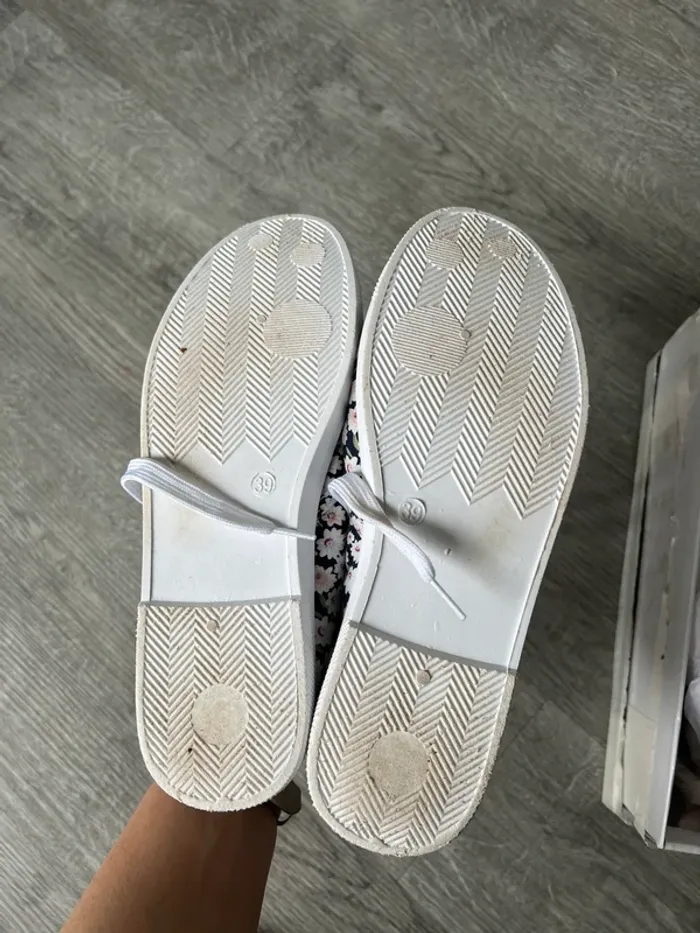 Chaussures fleuries 39 - photo numéro 7