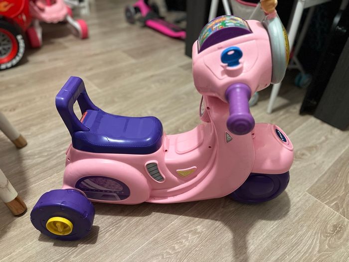 Trotteur scooteur - photo numéro 2