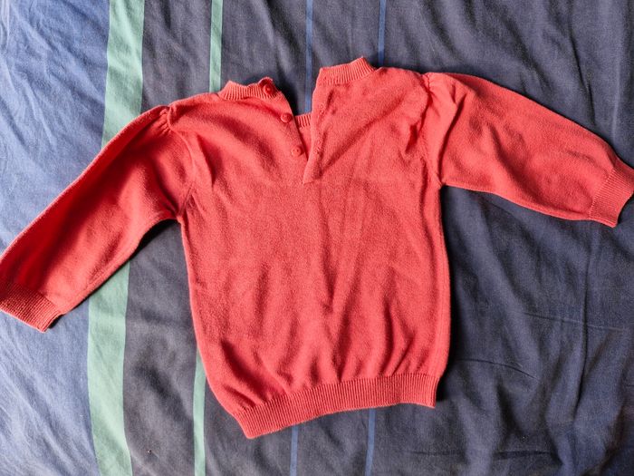 Superbe pull noeud papillon - photo numéro 5