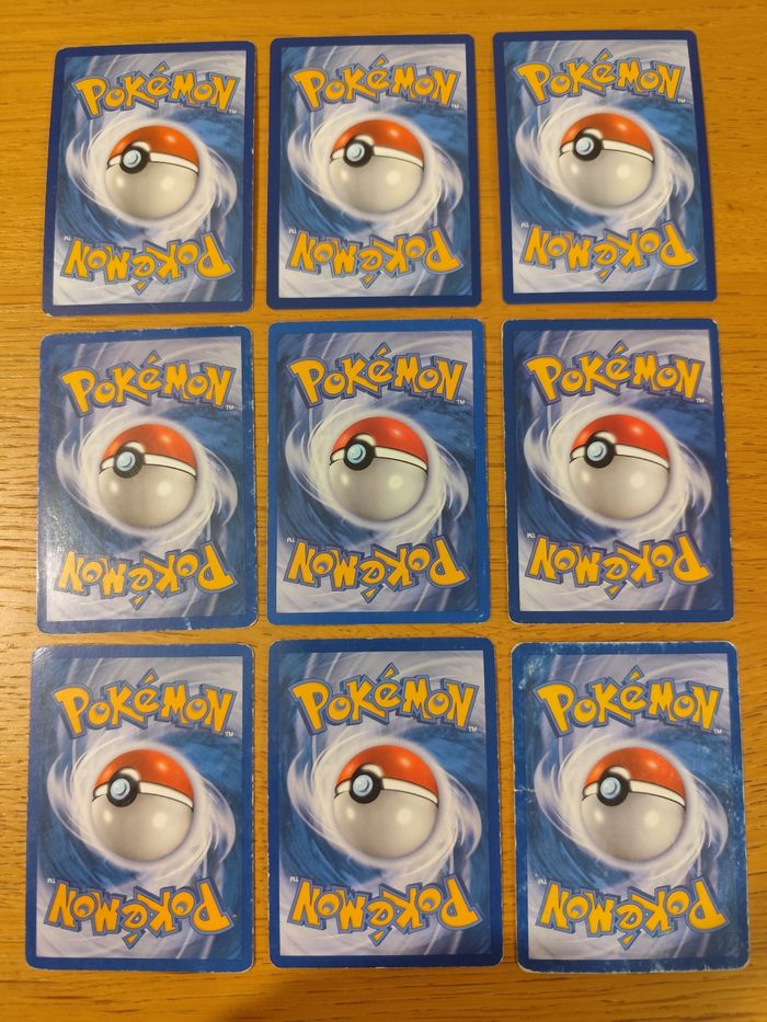 Lot 9 cartes Pokémon Pikachu Salamèche Goupix set de base jungle vintage wizard - photo numéro 2