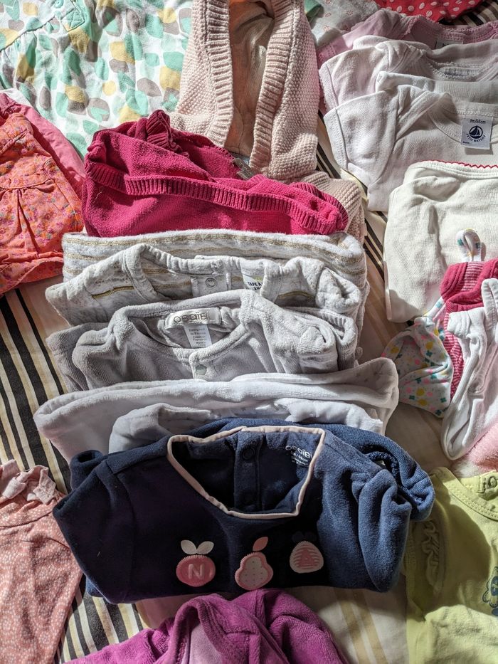 Lot de 41 vêtements bébé fille 3 mois - photo numéro 3