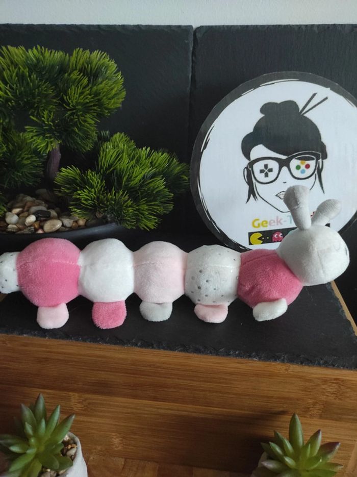 Doudou Knuffel Hochet Chenille Rose Blanc Argenté Grelot Obaibi #geektradedoudo