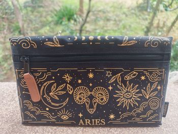 Pochette Cabaïa édition limitée Noël – Ariès/Bélier – Neuve
