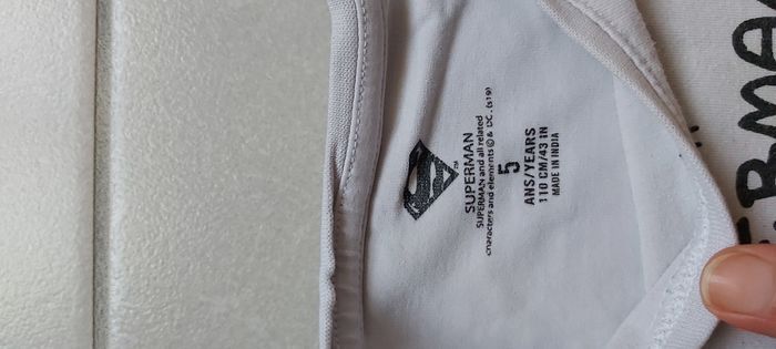 Tshirt manche courte Superman 5 ans - photo numéro 3