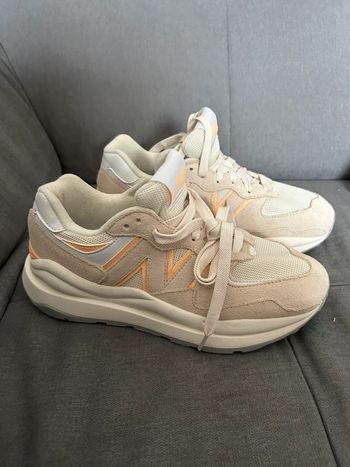 Sneakers New Balance 57/40 P. 38 beige orange