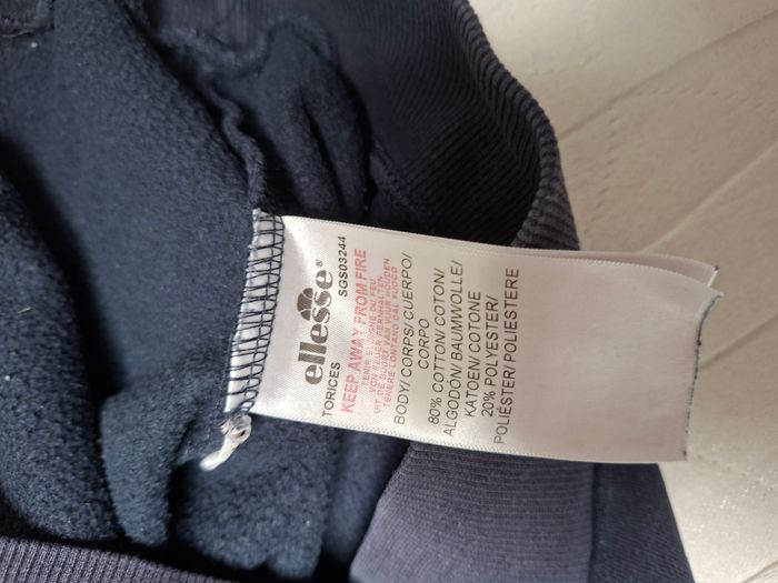 Sweat à capuche bleu marine Ellesse Taille 42 - photo numéro 7