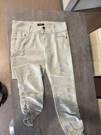 Jeans trou