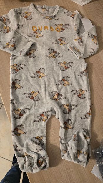 Neuf (non porté) 💙🤩 superbe pyjama" dumbo " disney  18 mois garçon 💙🤩