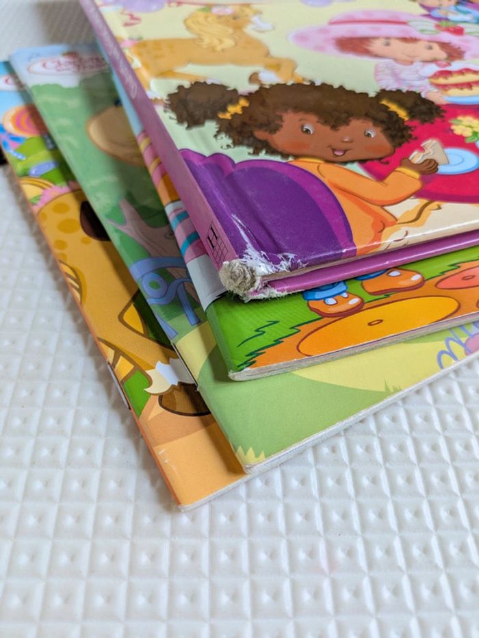 Lot 4 livres Charlotte aux fraises - photo numéro 6