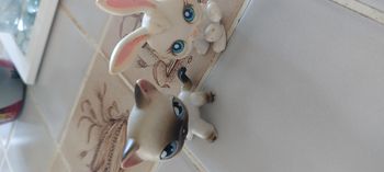 Figurine lapin chat